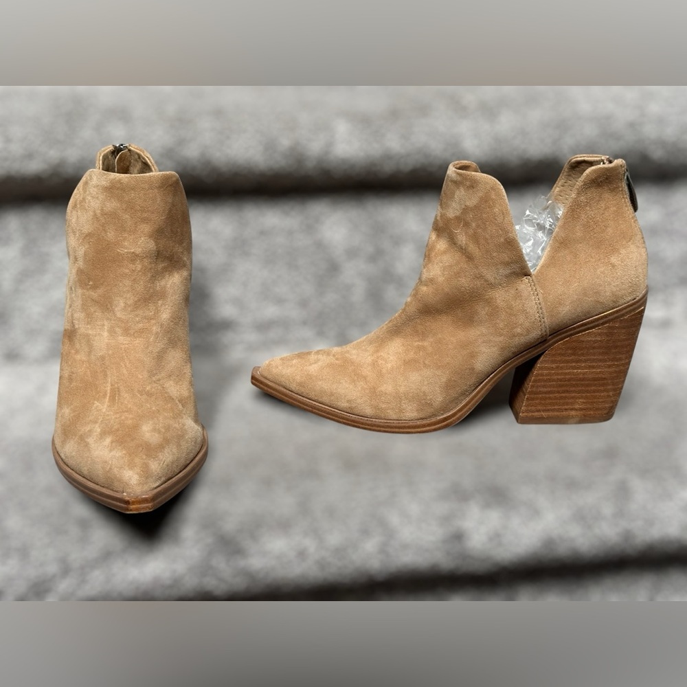 SOLD Steve Madden Camryn Booties Tan Suede Ankle Block Heel Zip PointedWomen’s 8 - Picture 1 of 11